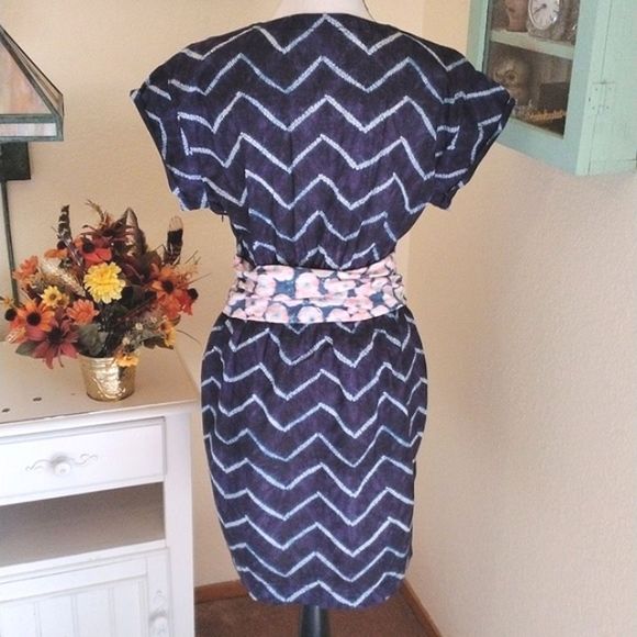 Price Drop ❣️❣️❣️Rachel Roy Dress Fine Polyester Fabric. Size:8 - Picture 5 of 10